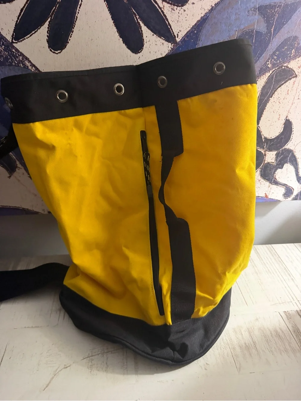 Pittcon versatile yellow